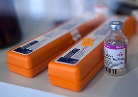 ph&aacute;t minh ra hoc mon tiểu đường, m&aacute;y đo tiểu đường