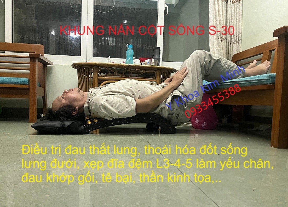 Nằm điều trị thoát vị đĩa đệm, đau cột sống dưới, thần kinh tọa bằng khung nắn cột sống S-30