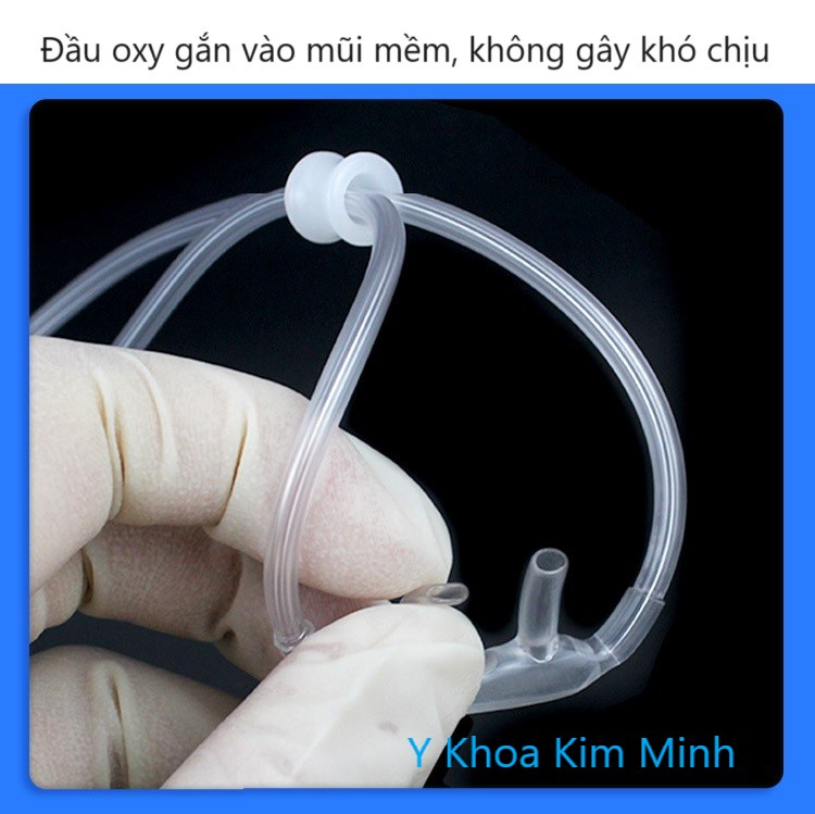 Đầu ra ô xy y tế 2 nhánh mềm, không gây khó chịu khi gắn vào đường thở ở mũi bệnh nhân