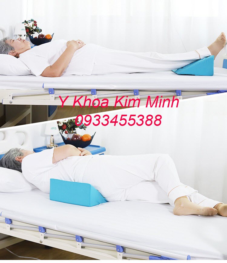 Điều trị loét cho người bệnh băng miếng dán loét và gối lót lưng ngăn loét