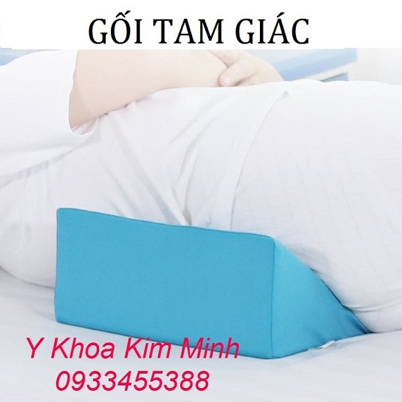 Gối tam giác lót lưng ngăn ngừa vết loét, giúp vết loét lưng mông mau lành vết thương