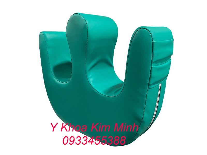 Gối lật nghiêng bệnh nhân để vệ sinh thay tả