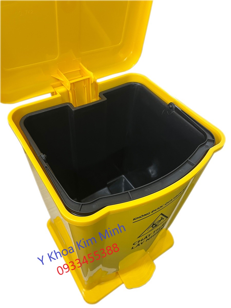 Địa chỉ bán thùng rác y tế 20 lít Y Khoa Kim Minh