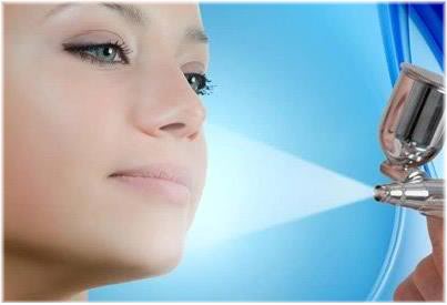 May phun oxy jet cao ap điều trị da mặt trẻ h&oacute;a