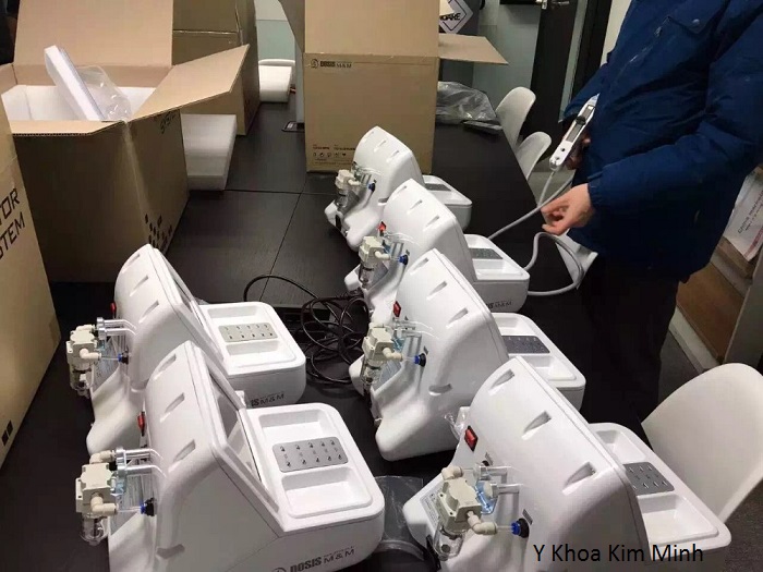 May tiem tu dong dua duong chat HA Filler vao da Hydro Injector Y khoa Kim MInh