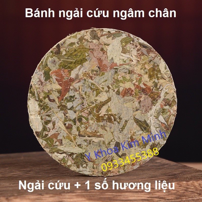 Bánh ngải cứu ngâm chân bán ở Y Khoa Kim Minh