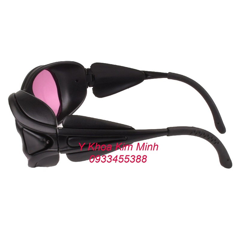 Địa chỉ bán kinh chống tia laser chất lượng tai Tp.HCM