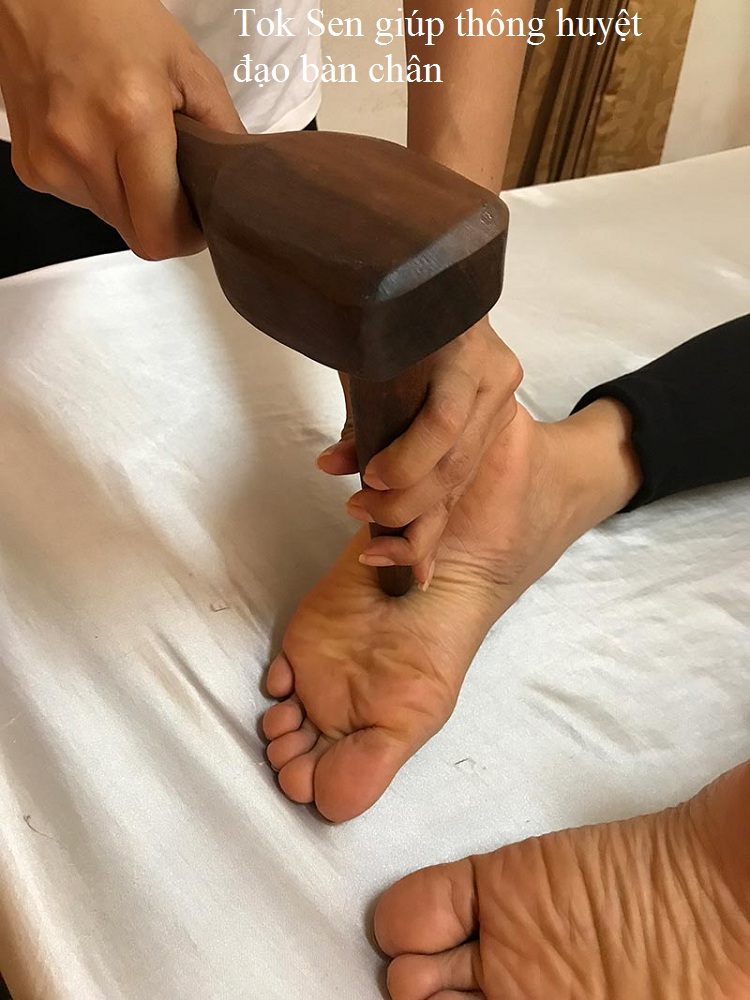 Tok Sen trị huyệt đạo lòng bàn chân - Y khoa Kim Minh