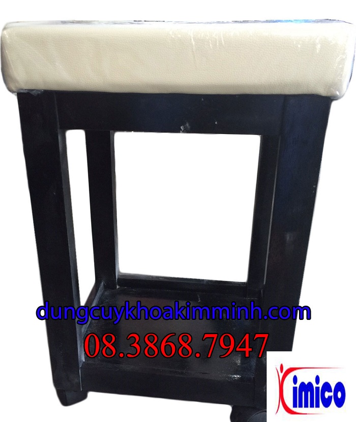 Ghế massage gỗ cho nhân viên spa