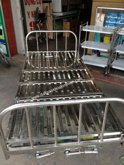 giường bệnh viện 3 tay quay