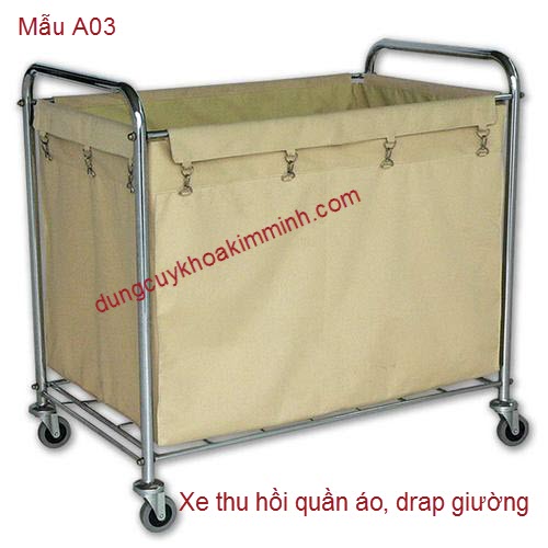 Xe thu hồi rác và quần áo bệnh viện